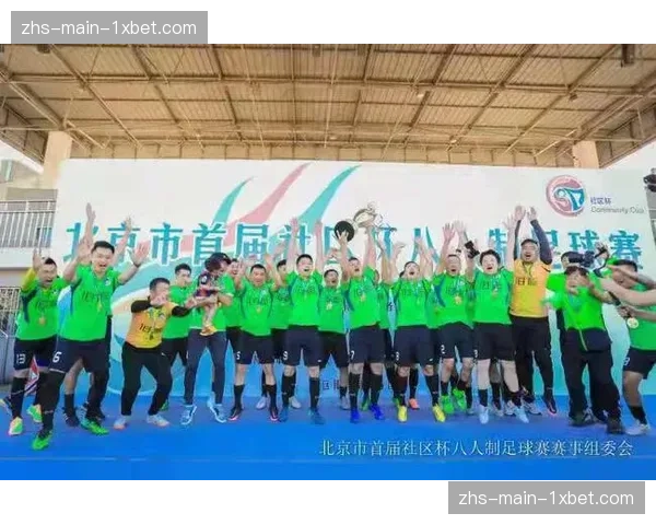 “人物聚焦:山东泰山小将打入中超处子球后的家庭故事”