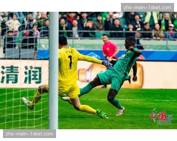 京沪大战前瞻：国安新帅战术首秀迎战申花不败金身